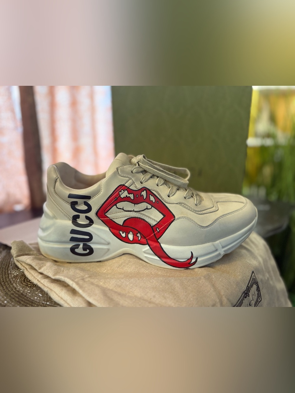 NWT GUCCI Rhyton Ivory Leather Lips Sneakers